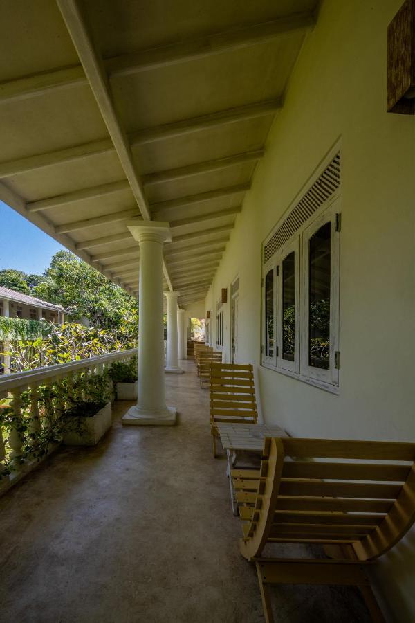 Epic Unawatuna Exterior photo
